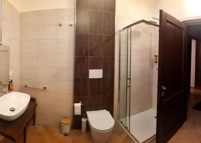 Konukevi Dimora Pascali LʼAquila